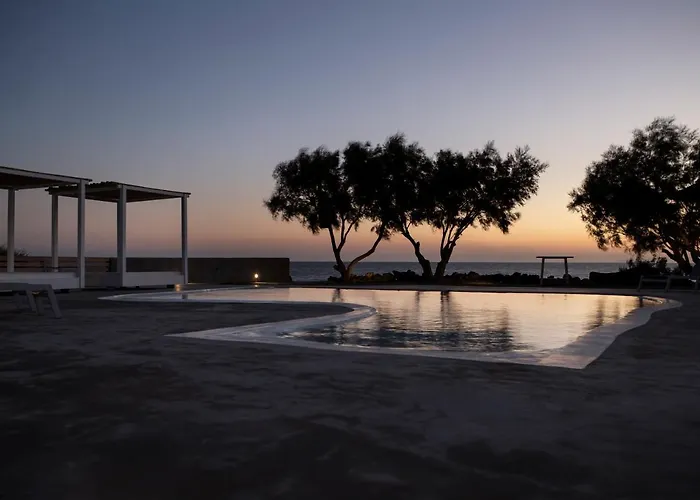 Beltramo Santorini 2 Bedroom Private Pool וילה Foinikiá