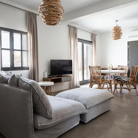Beltramo Santorini 2 Bedroom Private Pool Φοινικιά