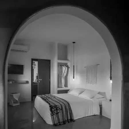 Villa Beltramo Santorini 2 Bedroom Private Pool Foinikiá