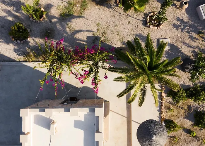 Beltramo Santorini 2 Bedroom Private Pool