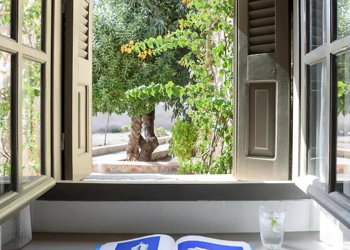 Villa Beltramo Santorini 2 Bedroom Private Pool