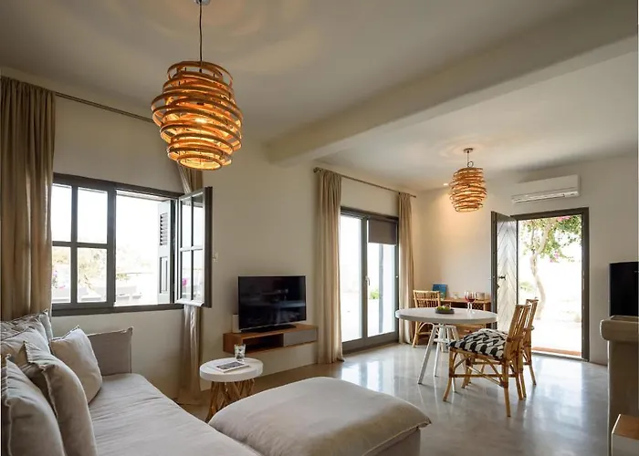 Beltramo Santorini 2 Bedroom Private Pool *