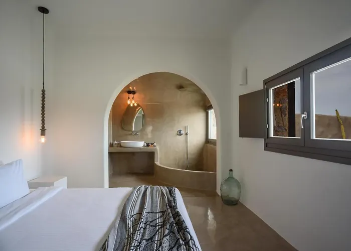 Beltramo Santorini 2 Bedroom Private Pool